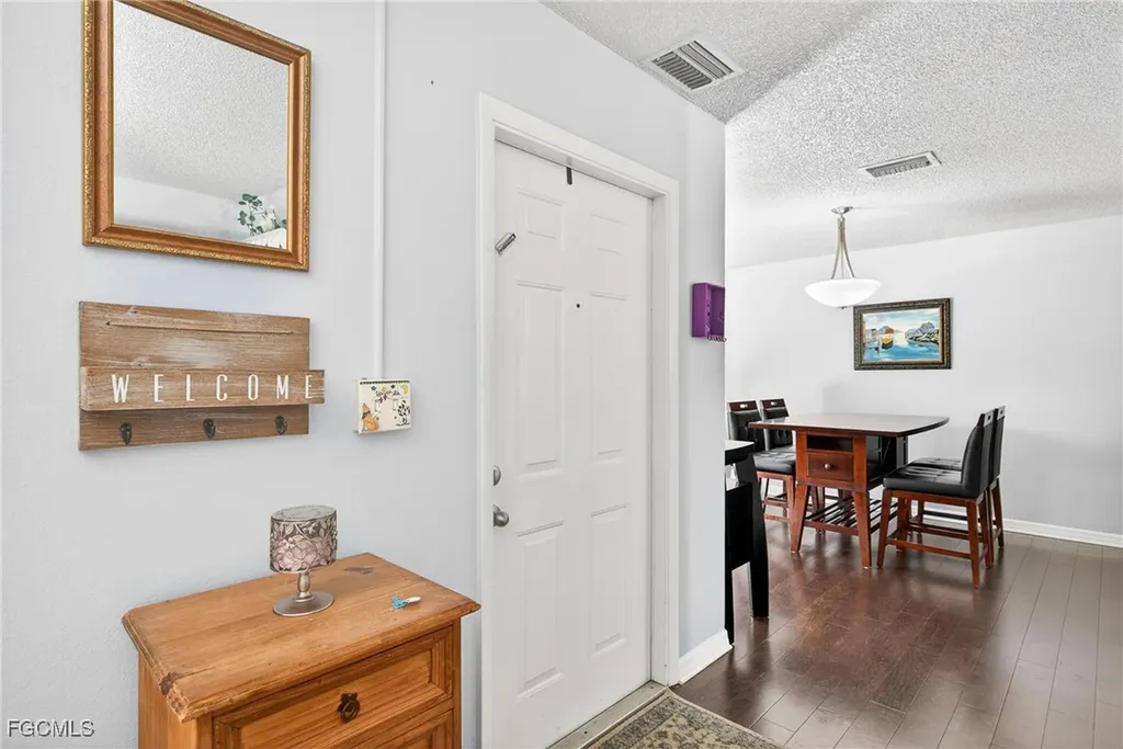 5210 Cedarbend Drive Fort Myers FL 33919