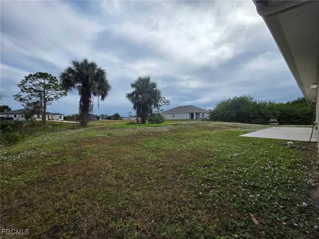 2502 Park Road Lehigh Acres FL 33971