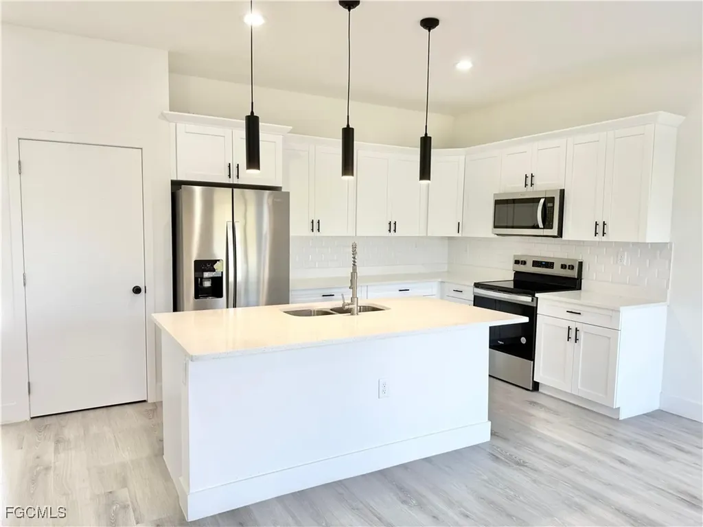 8304 Lena Court Labelle FL 33935