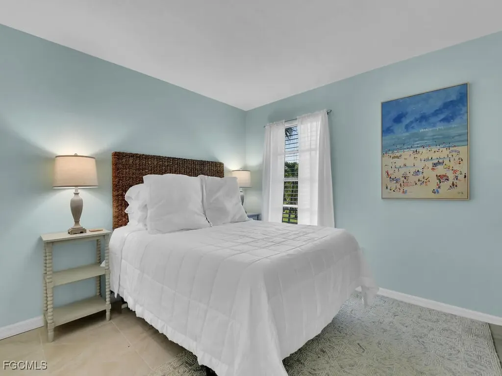 665 12th Avenue S Naples FL 34102
