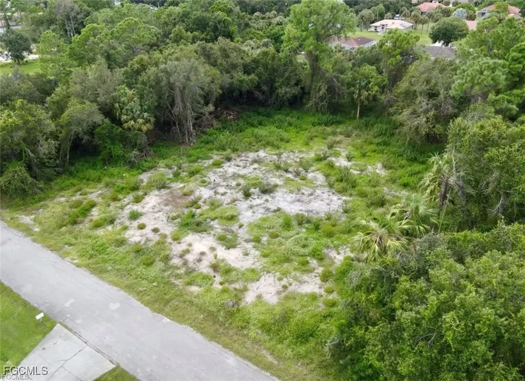 617 Columbus Avenue Lehigh Acres FL 33972