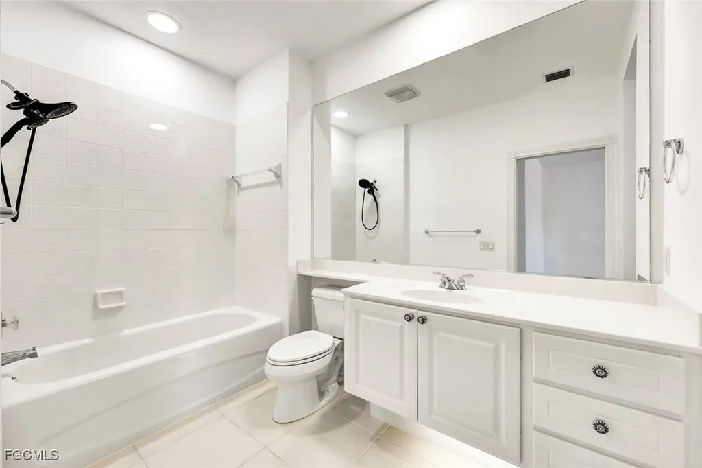 29072 Alessandria Circle Bonita Springs FL 34135