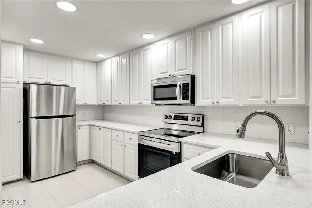 29072 Alessandria Circle Bonita Springs FL 34135