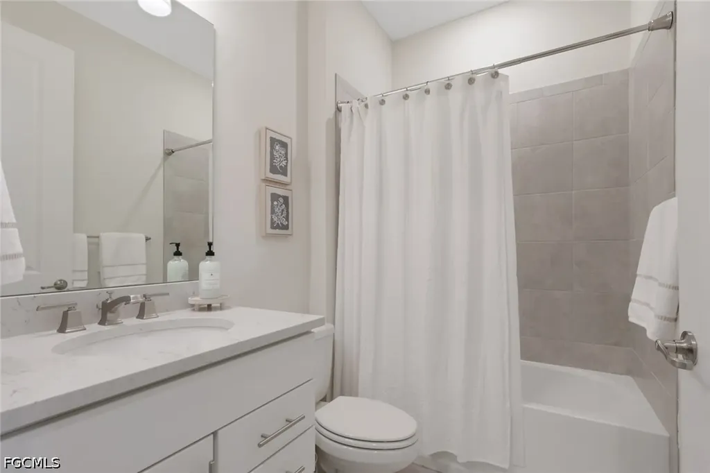 3425 Hampton Boulevard Alva FL 33920