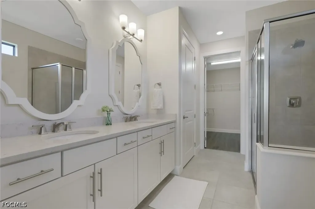 3425 Hampton Boulevard Alva FL 33920