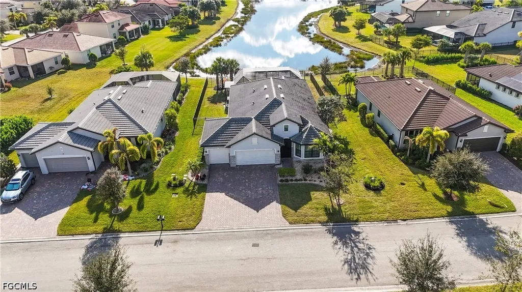 3425 Hampton Boulevard Alva FL 33920