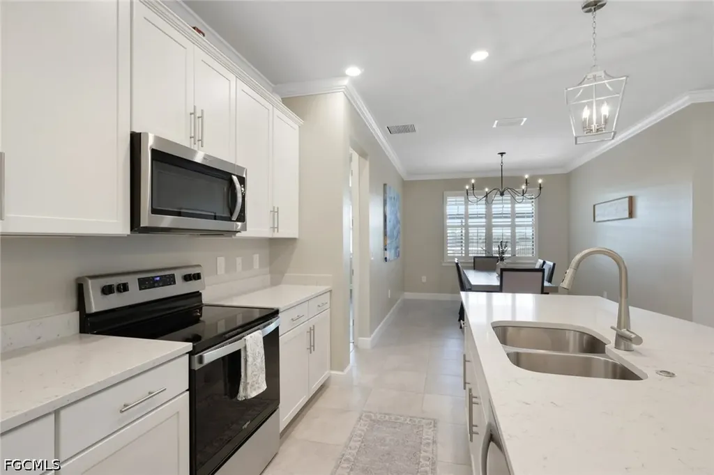 3425 Hampton Boulevard Alva FL 33920