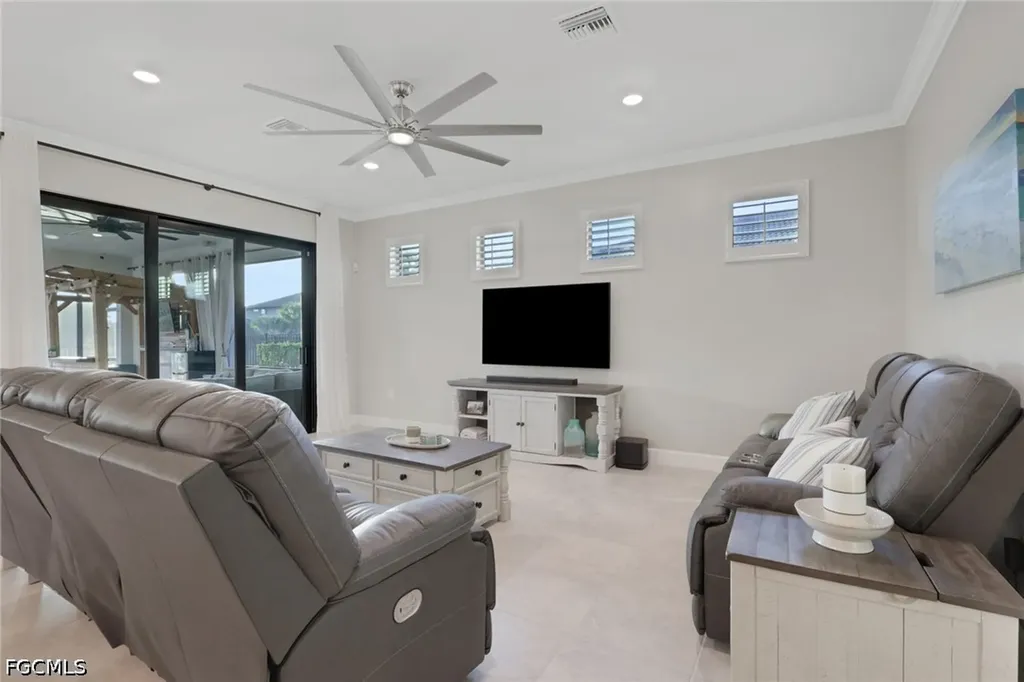 3425 Hampton Boulevard Alva FL 33920