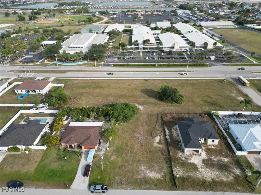 437 NW 16th Place Cape Coral FL 33993