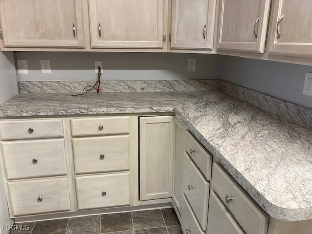 19681 Summerlin Road Fort Myers FL 33908