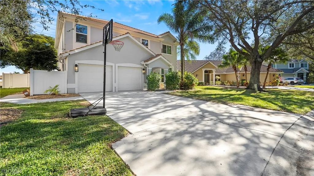 11437 Waterford Village Drive Fort Myers FL 33913