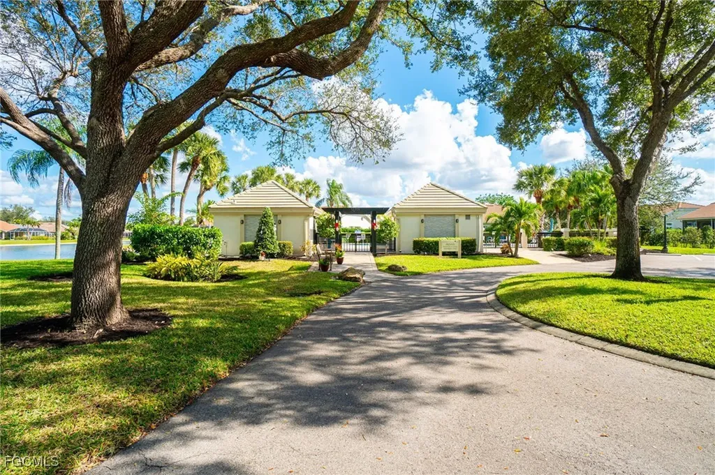 11437 Waterford Village Drive Fort Myers FL 33913
