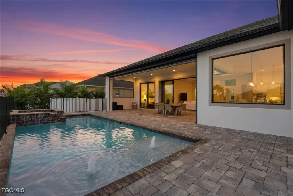 1506 NW 40th Place Cape Coral FL 33993
