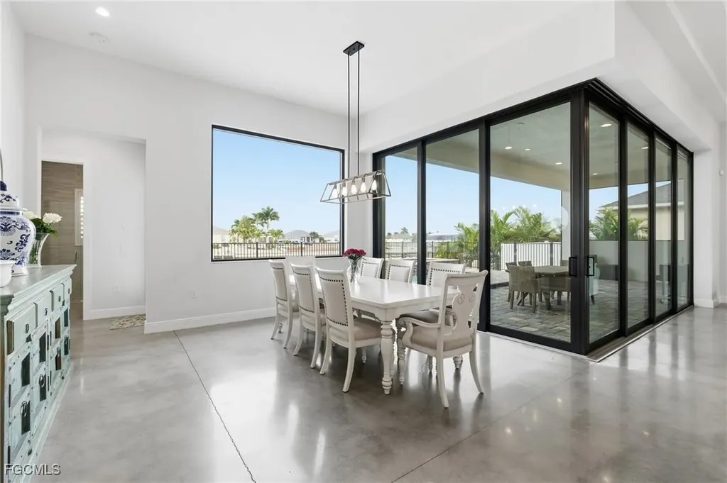 1506 NW 40th Place Cape Coral FL 33993