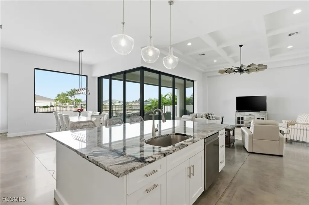 1506 NW 40th Place Cape Coral FL 33993
