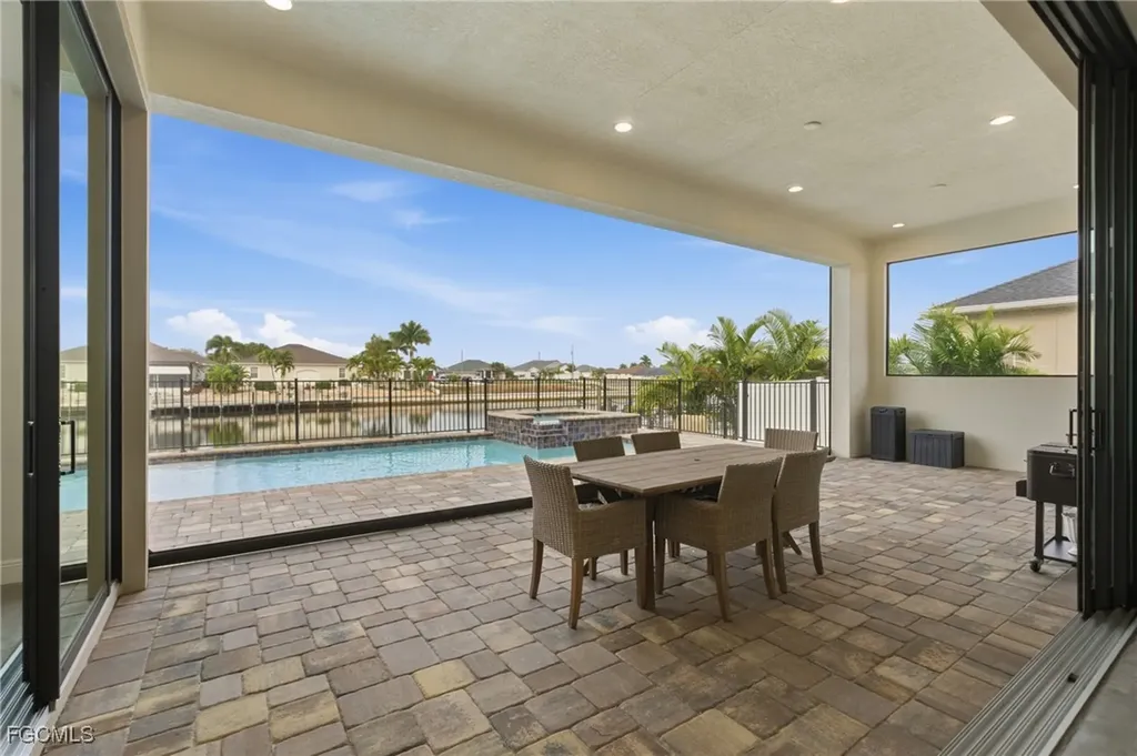 1506 NW 40th Place Cape Coral FL 33993