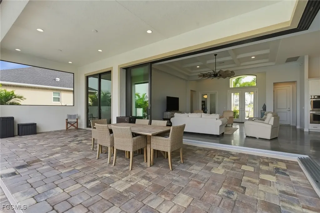 1506 NW 40th Place Cape Coral FL 33993