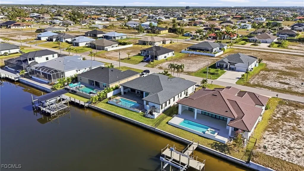 1506 NW 40th Place Cape Coral FL 33993