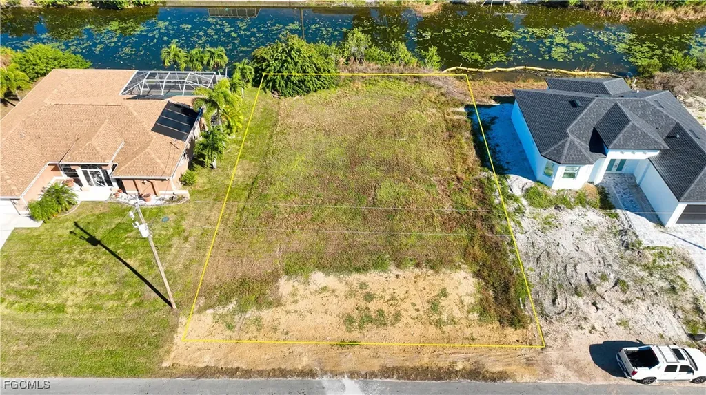 1415 NE 13th Place Cape Coral FL 33909