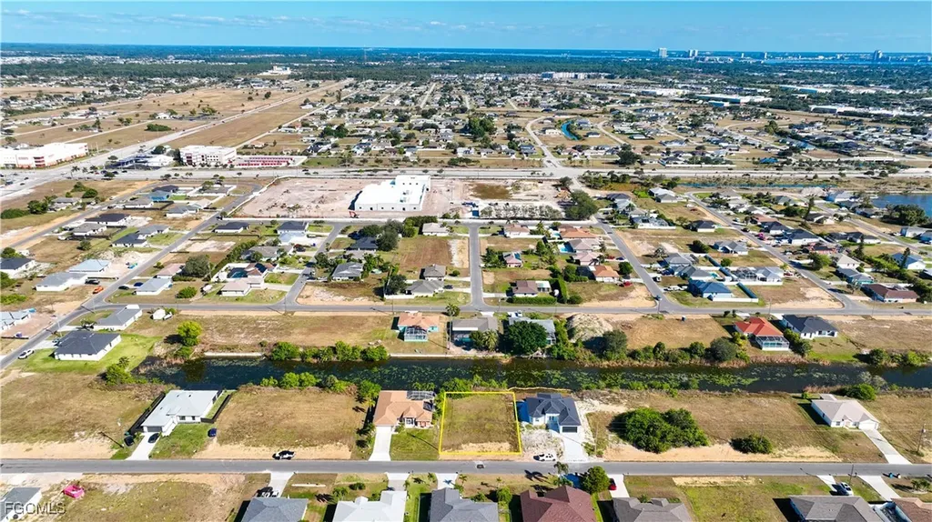 1415 NE 13th Place Cape Coral FL 33909