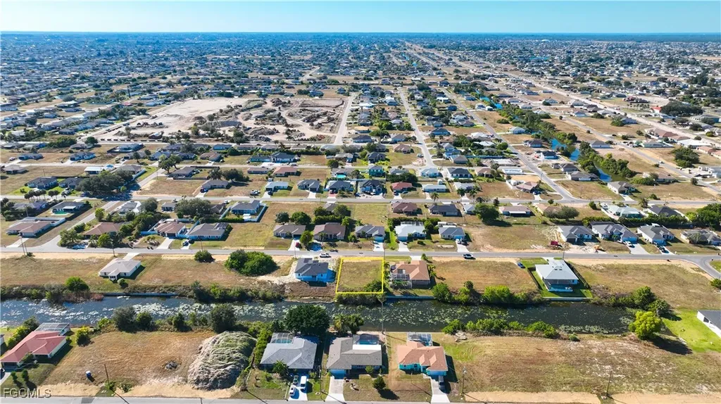 1415 NE 13th Place Cape Coral FL 33909