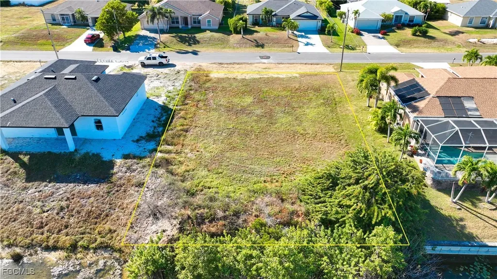 1415 NE 13th Place Cape Coral FL 33909