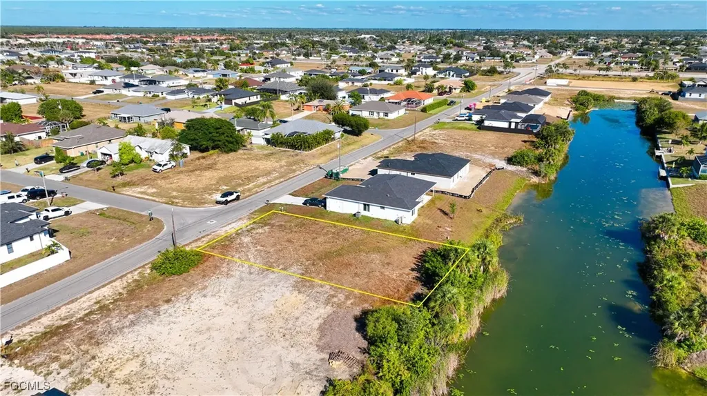 1328 NE 20th Street Cape Coral FL 33909