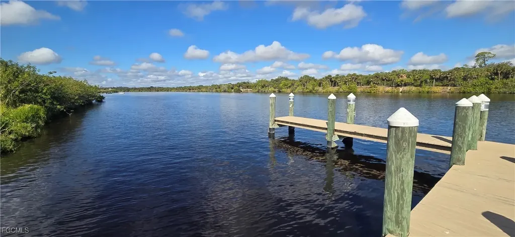 2029 Silk Bay Boulevard Alva FL 33920