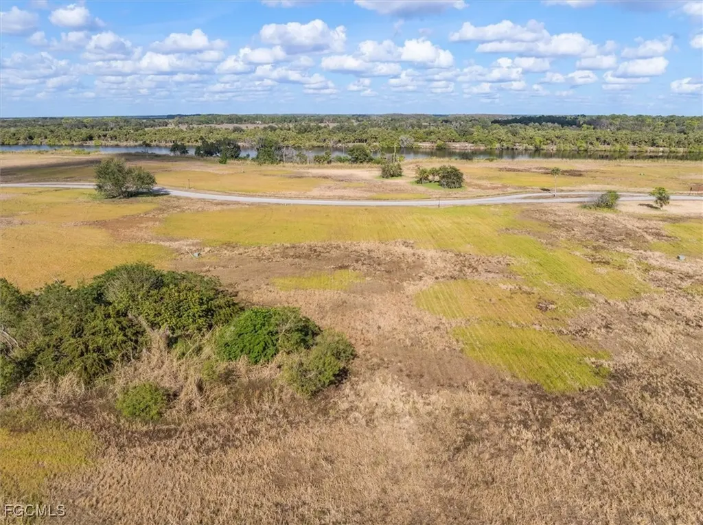 2029 Silk Bay Boulevard Alva FL 33920