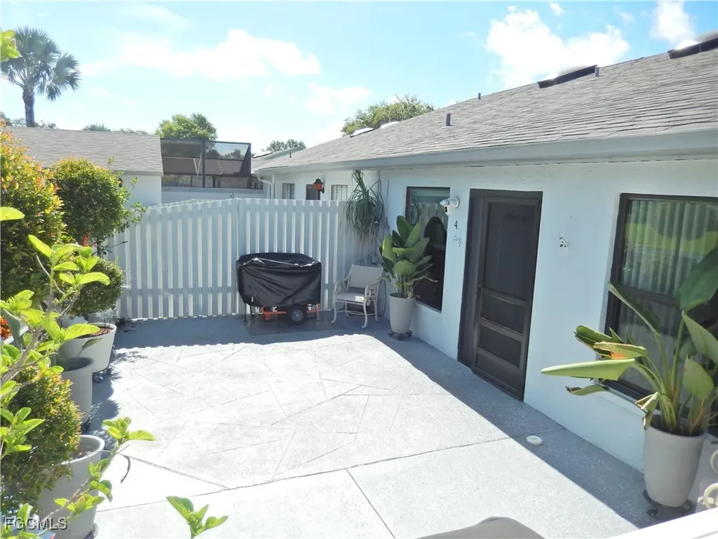 9620 Villa Drive Fort Myers FL 33905