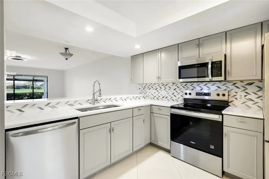 16460 Timberlakes Drive Fort Myers FL 33908
