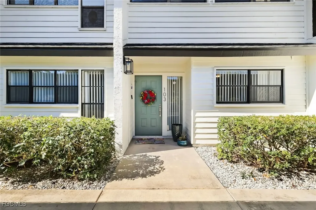 16460 Timberlakes Drive Fort Myers FL 33908