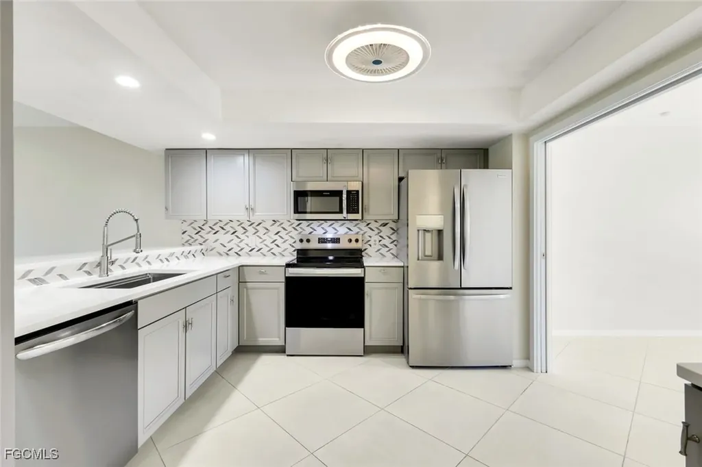 16460 Timberlakes Drive Fort Myers FL 33908