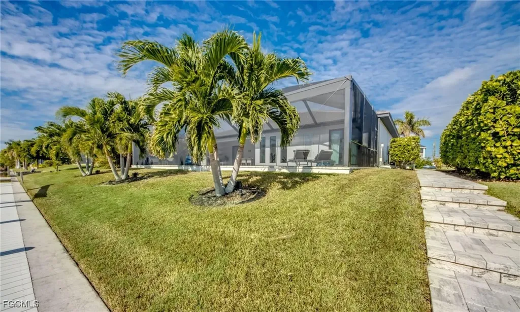 1808 SW 30th Terrace Cape Coral FL 33914