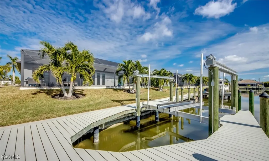 1808 SW 30th Terrace Cape Coral FL 33914