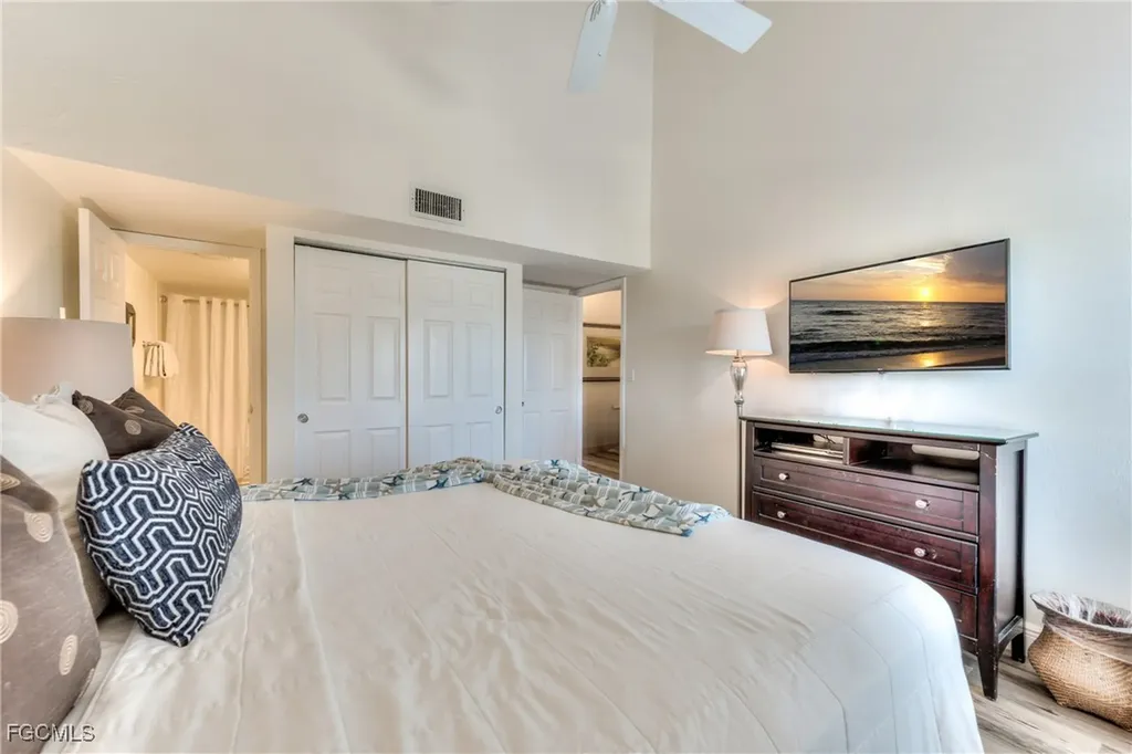 2121 Gulf Beach Villas Captiva FL 33924