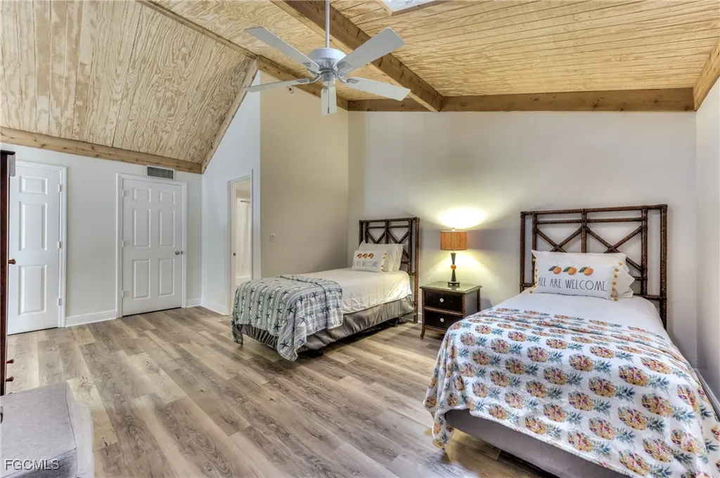 2121 Gulf Beach Villas Captiva FL 33924