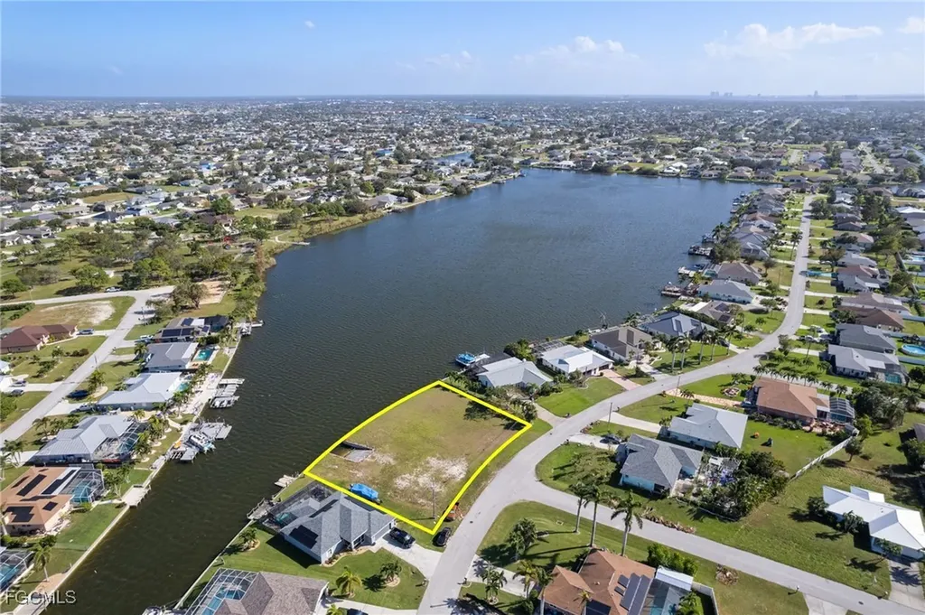 159 SE 6th Street Cape Coral FL 33990