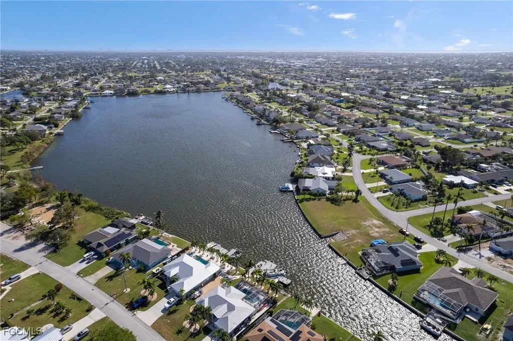 159 SE 6th Street Cape Coral FL 33990