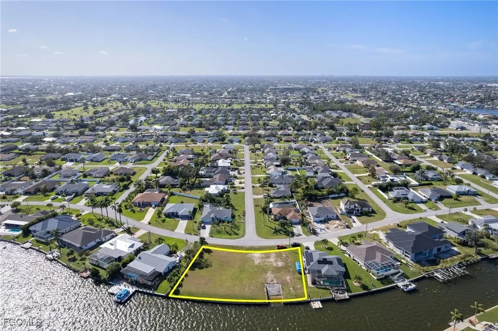 159 SE 6th Street Cape Coral FL 33990