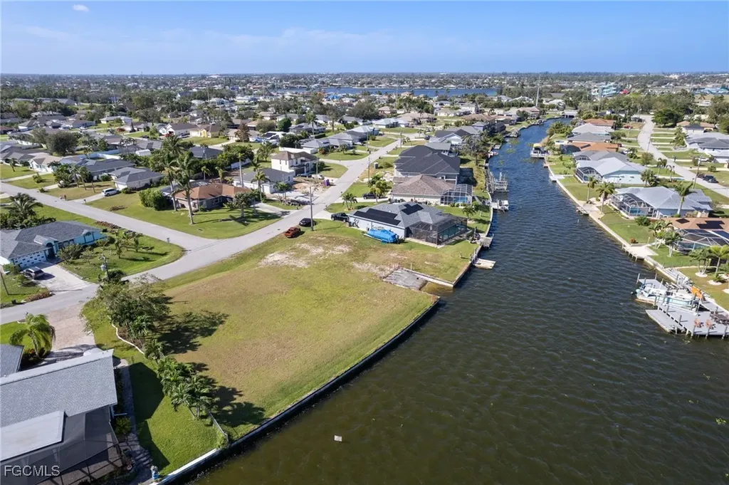 159 SE 6th Street Cape Coral FL 33990