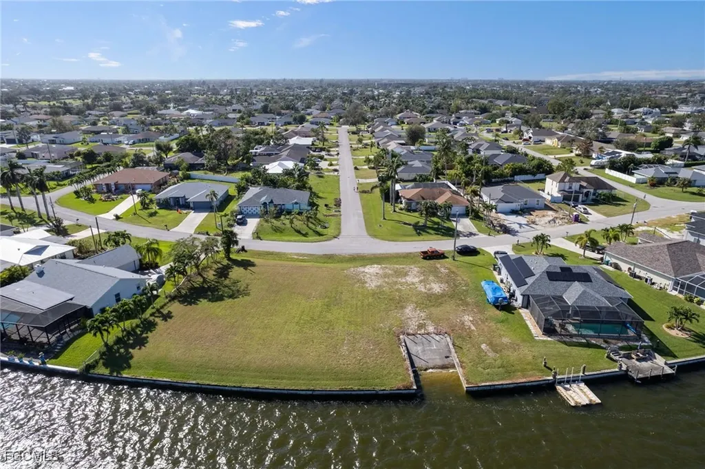 159 SE 6th Street Cape Coral FL 33990