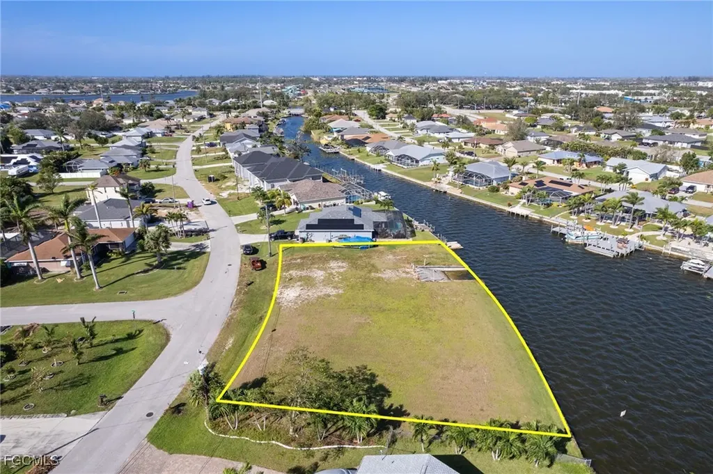 159 SE 6th Street Cape Coral FL 33990