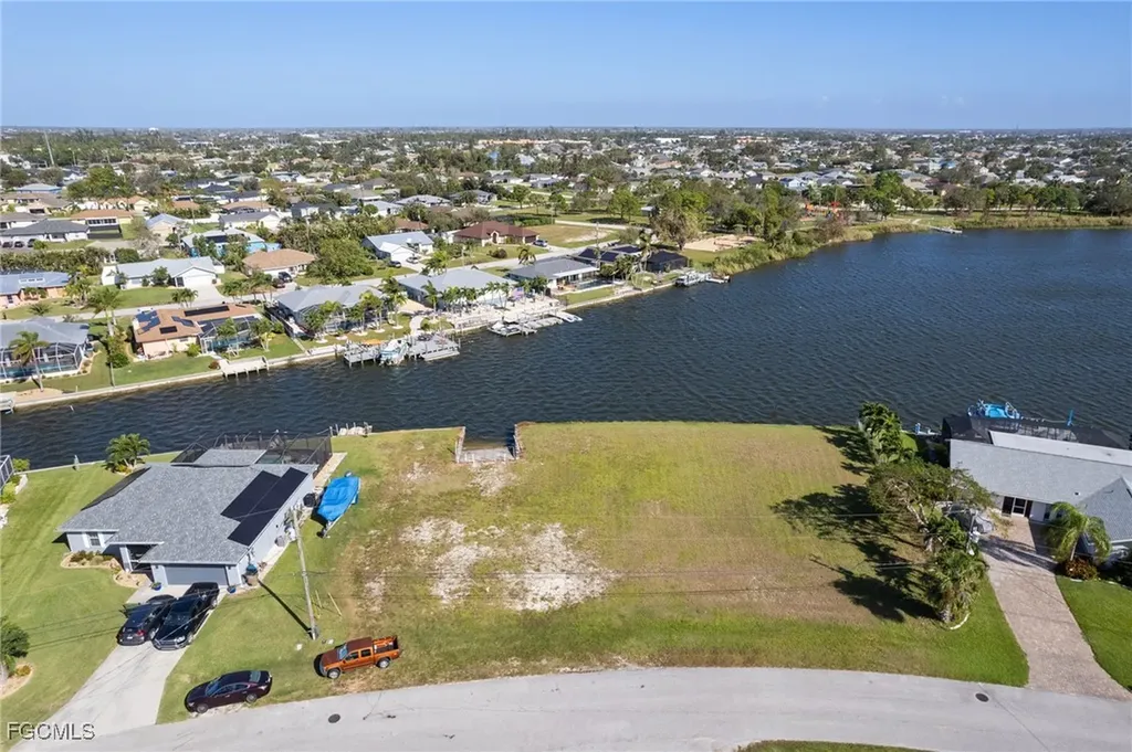 159 SE 6th Street Cape Coral FL 33990