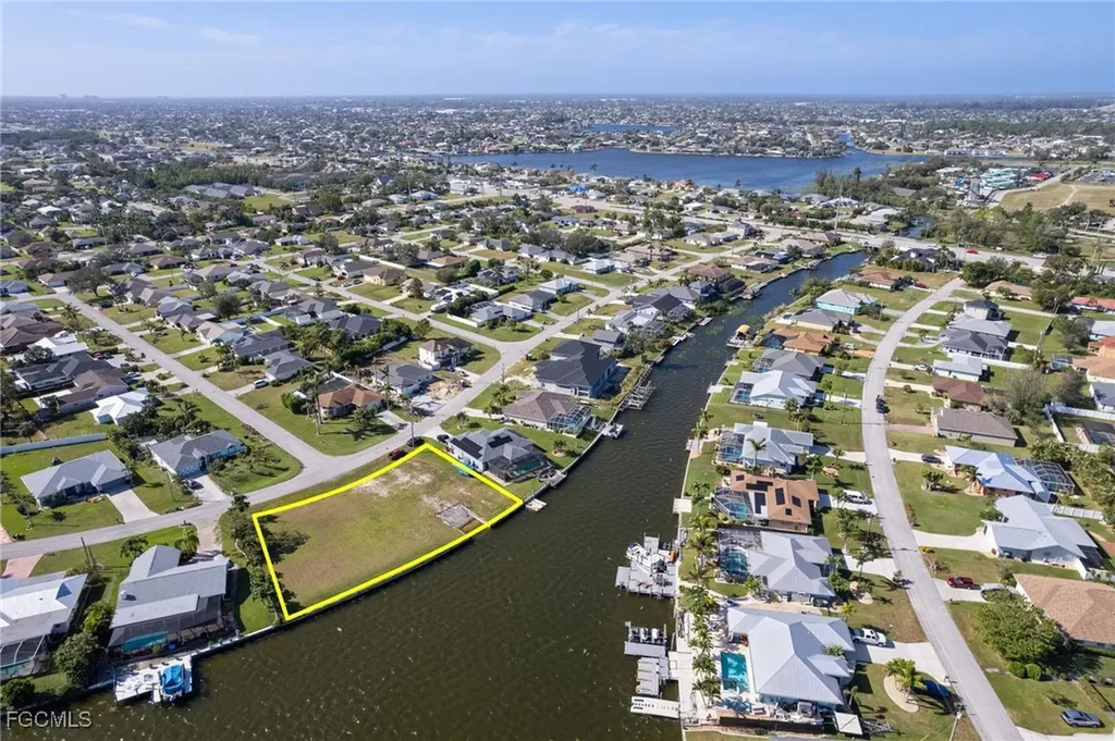 159 SE 6th Street Cape Coral FL 33990