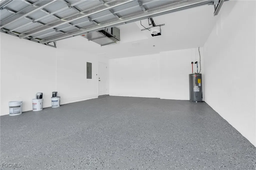 4533/4535 27th Street SW Lehigh Acres FL 33973