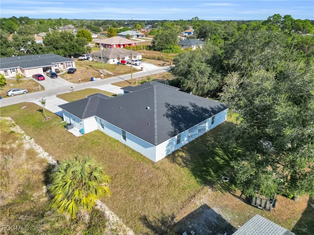 4533/4535 27th Street SW Lehigh Acres FL 33973