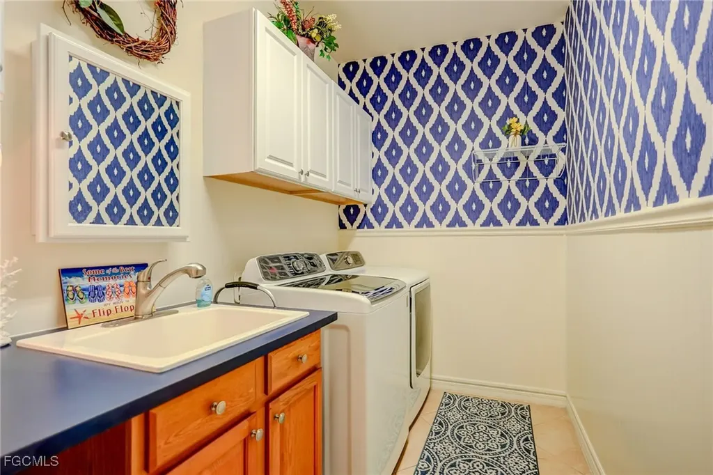 2645 Anguilla Drive Cape Coral FL 33991