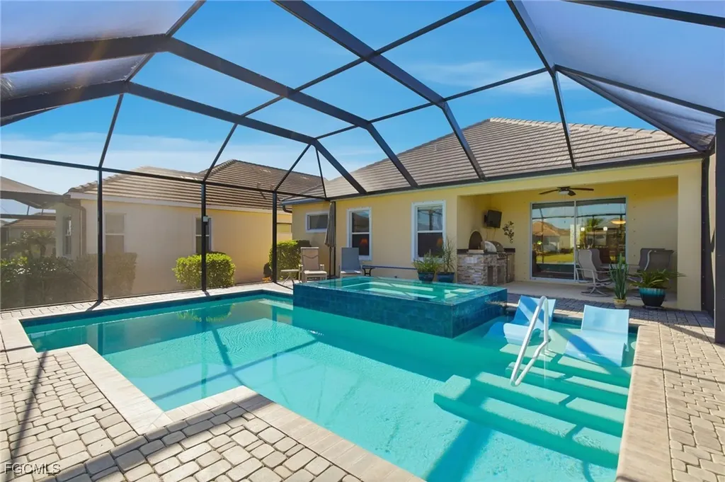 17805 Spanish Harbour Court Fort Myers FL 33908
