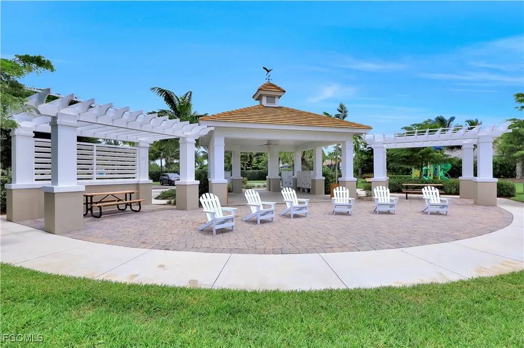 17805 Spanish Harbour Court Fort Myers FL 33908